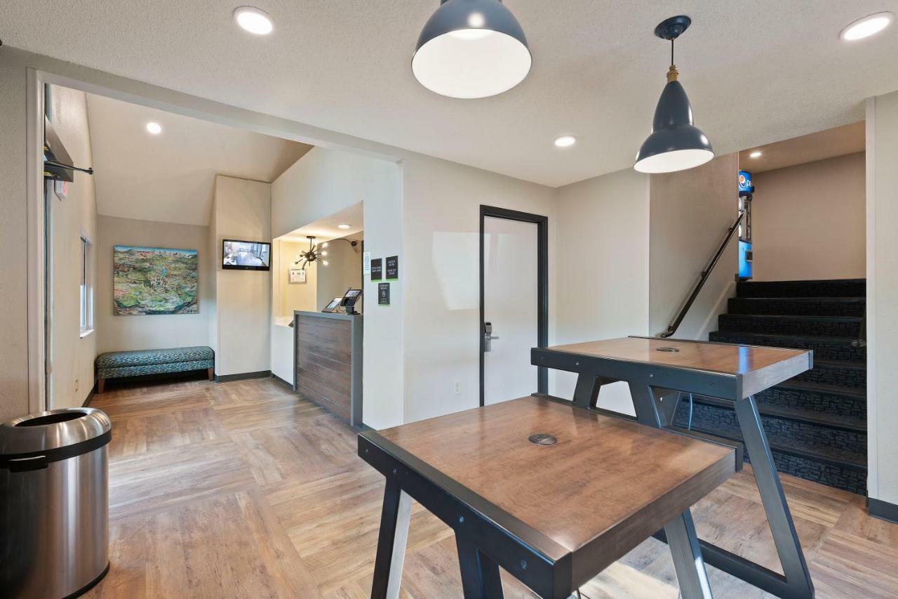 Extended America Select - - Place - E Mccullough Dr Hotel