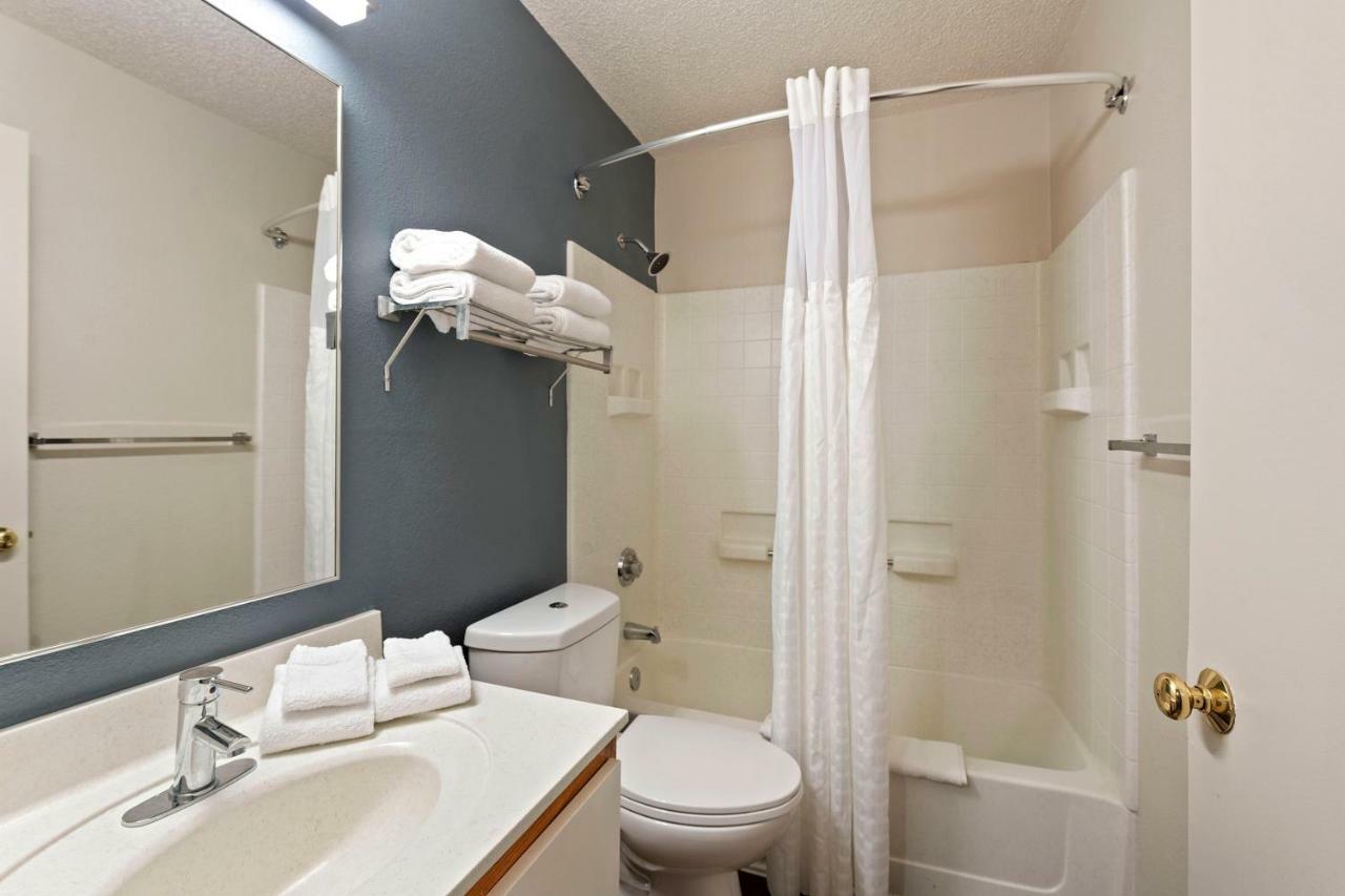Extended America Select - - Place - E Mccullough Dr Hotel 2*